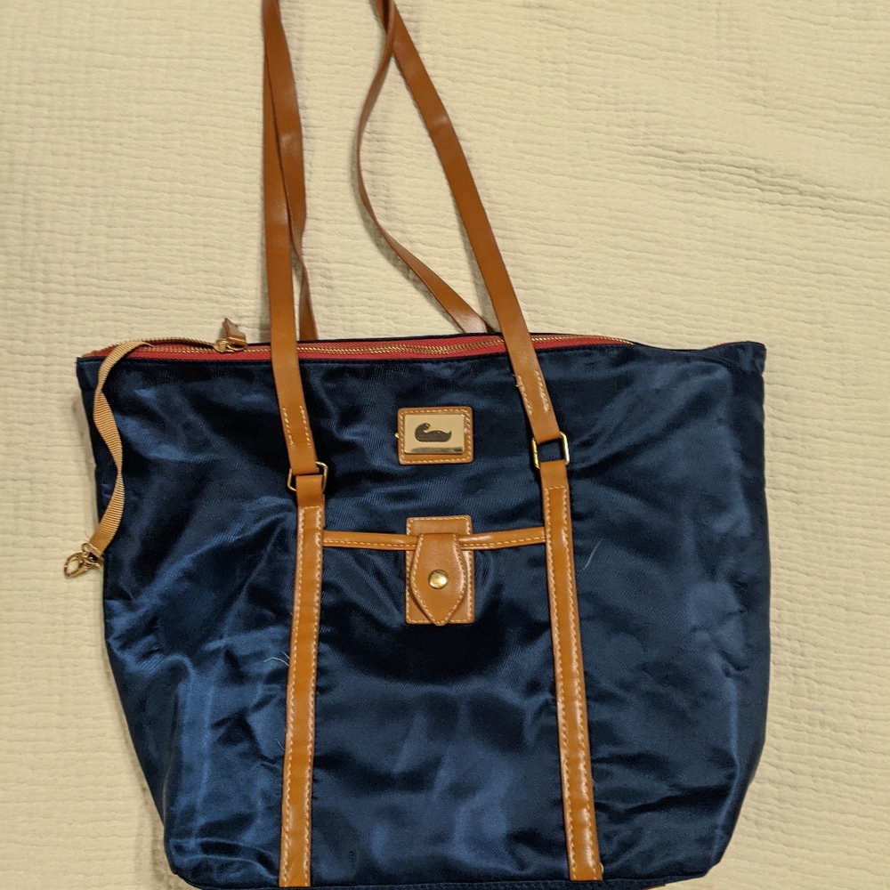 Dooney And Bourke